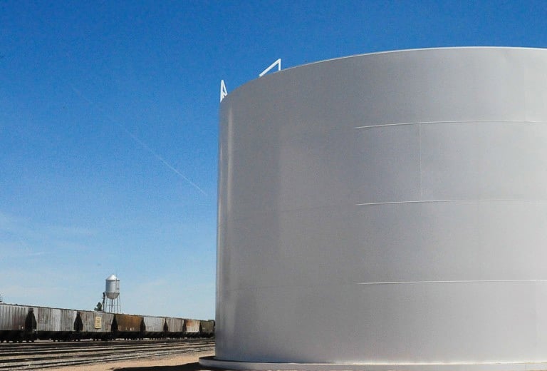 Tanque de fundo plano